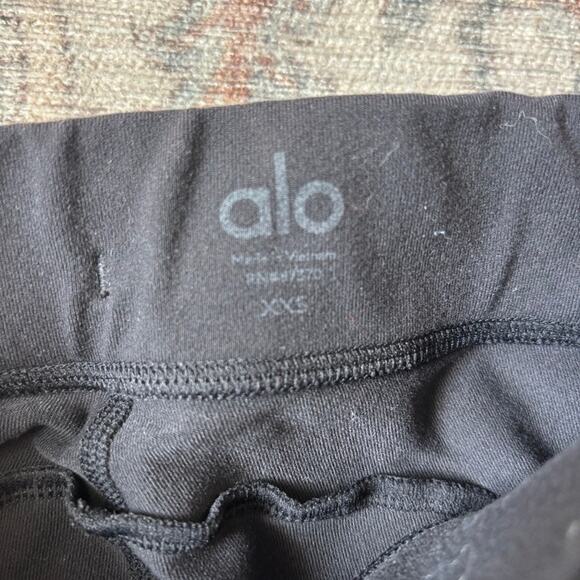 Alo Yoga Checkpoint Drawstring Leggings Black- XXS - Picture 3 of 4